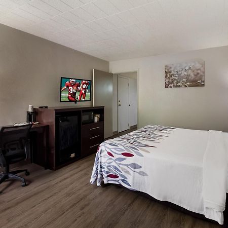 Red Roof Inn 뉴스탠튼 외부 사진